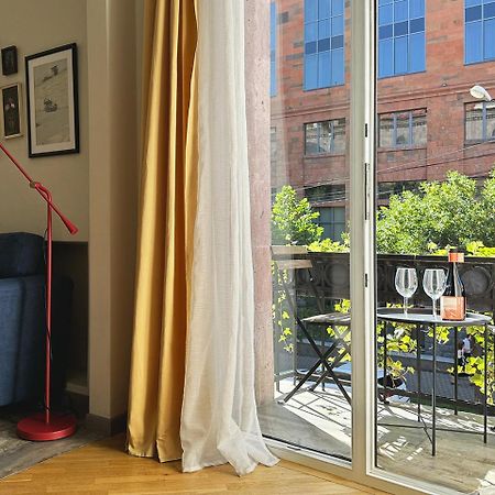 Your Charming Home, Steps To Republic Square 예레반 외부 사진